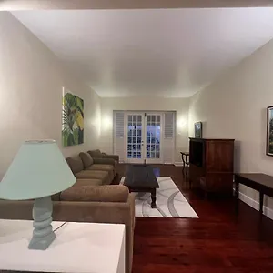 Inchcape Seaside Aparthotel