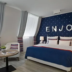 **** Hotell Estilo Fashion Ungern